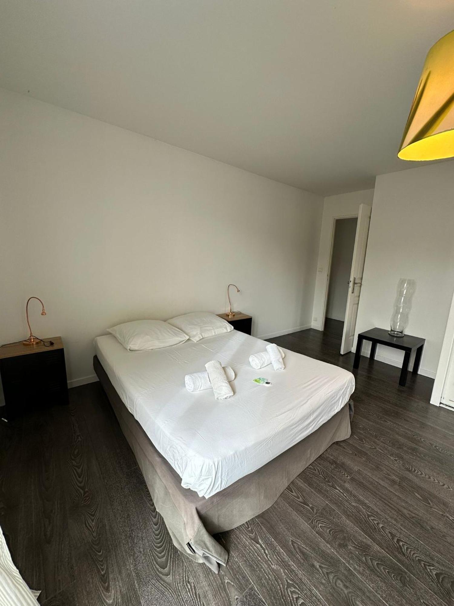 Villa Constance 3 Antibes - Spacieux Logement En Dernier Etage Buitenkant foto