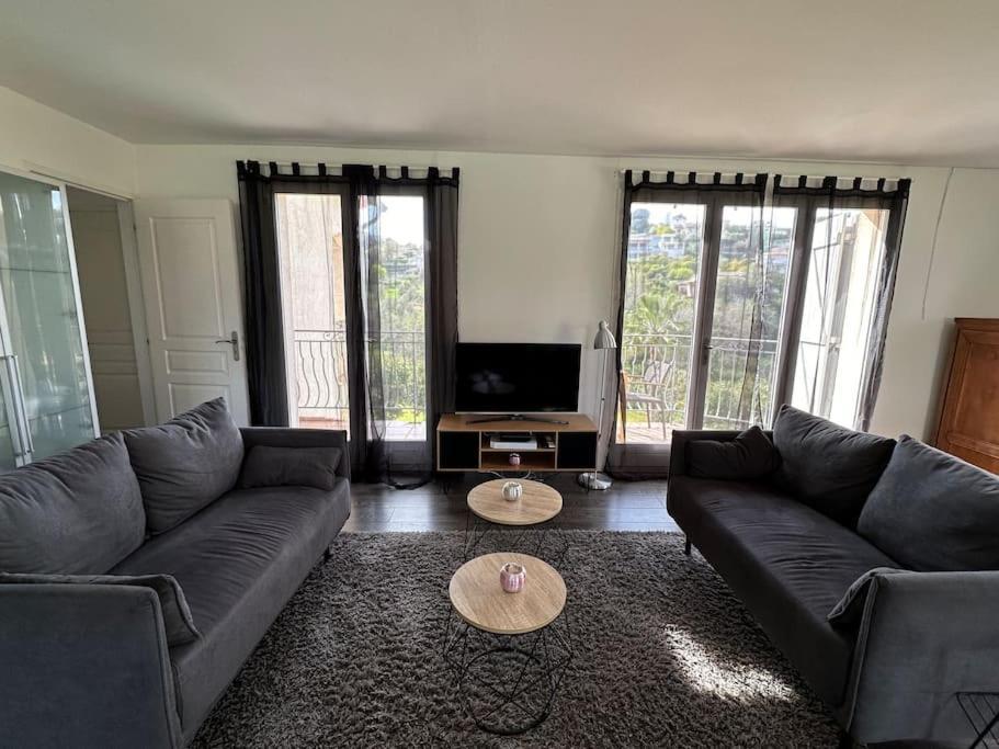 Villa Constance 3 Antibes - Spacieux Logement En Dernier Etage Buitenkant foto