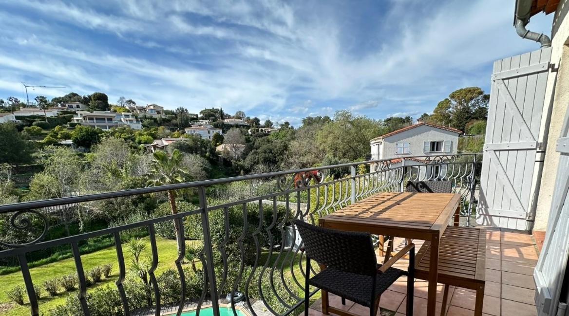 Villa Constance 3 Antibes - Spacieux Logement En Dernier Etage Buitenkant foto
